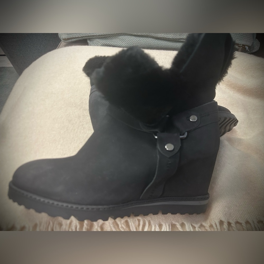Black Italian new boots, size 38 European size US 8